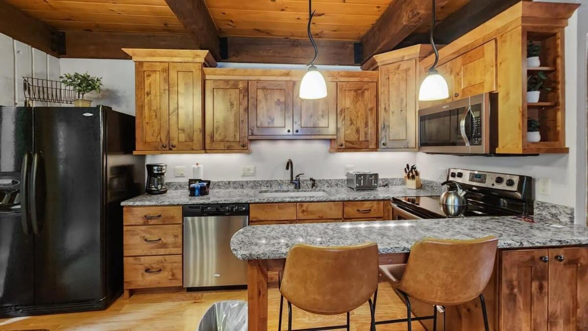 Cozy 2 Bedroom Condo In Town Walk To Main St Skiing Breckenridge Bagian luar foto