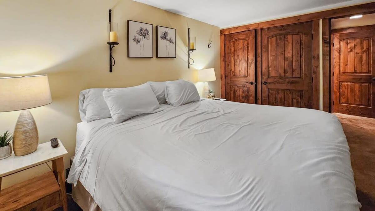 Cozy 2 Bedroom Condo In Town Walk To Main St Skiing Breckenridge Bagian luar foto