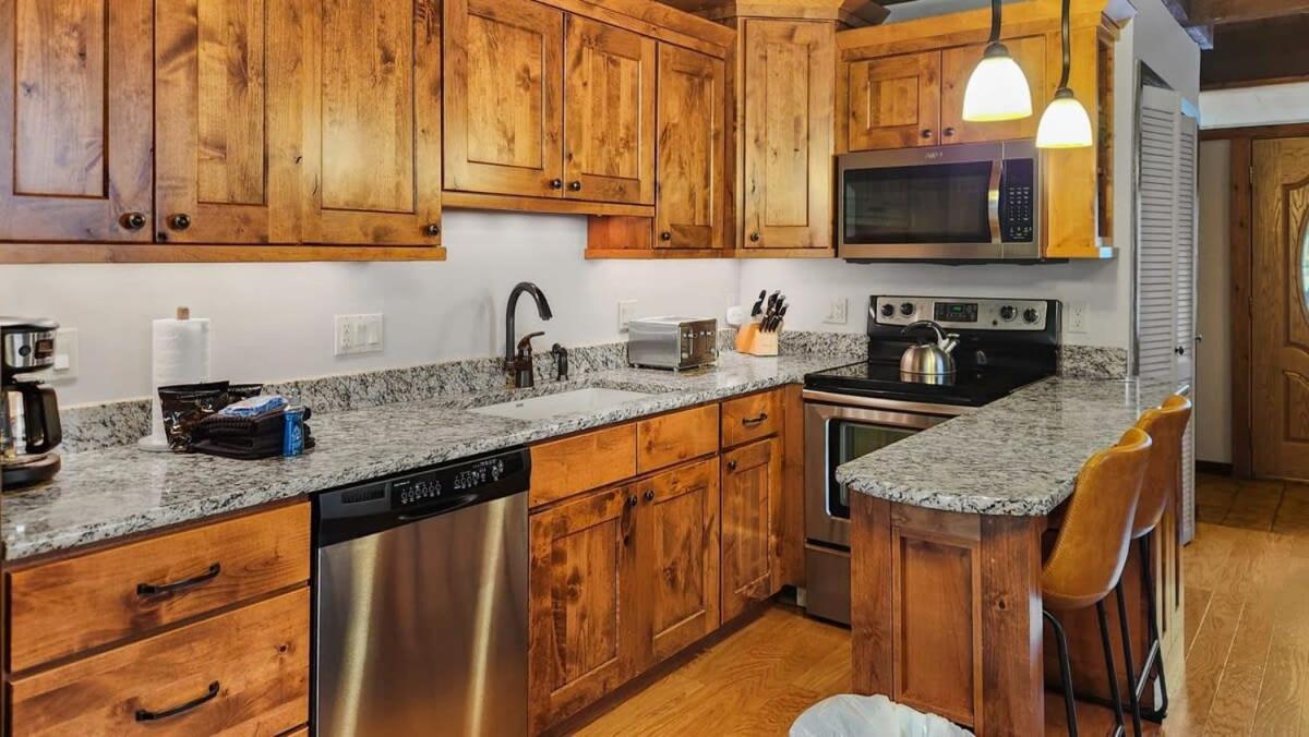 Cozy 2 Bedroom Condo In Town Walk To Main St Skiing Breckenridge Bagian luar foto