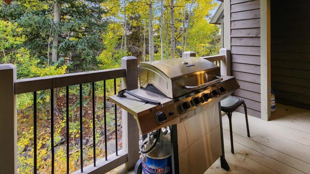 Cozy 2 Bedroom Condo In Town Walk To Main St Skiing Breckenridge Bagian luar foto